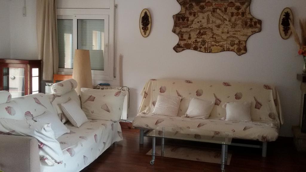 יורט דה מאר Holiday Home Cardona מראה חיצוני תמונה